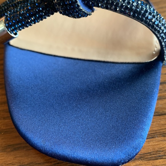 Badgley Mischka Jewel Navy Satin Jewelled Ankle Strap Sandals EUC - Picture 9 of 9